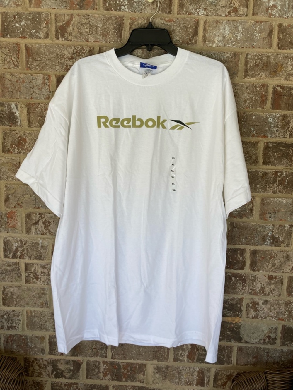 Reebok White Big Spellout Tee T Shirt Short Sleeve Men's XL NEW NWT!!